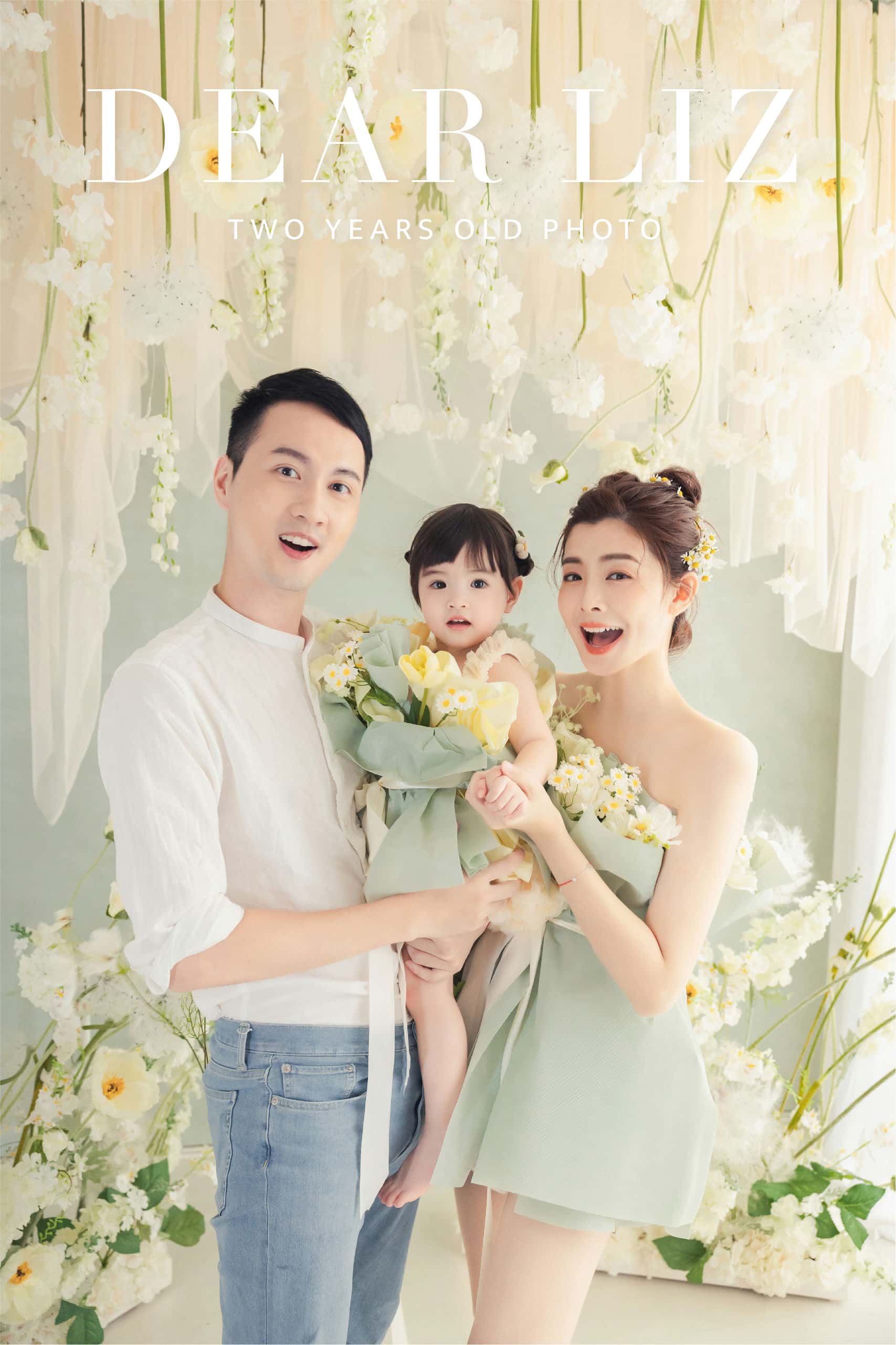 週歲寫真:小芝麻、媽媽夏如芝和爸爸張捷