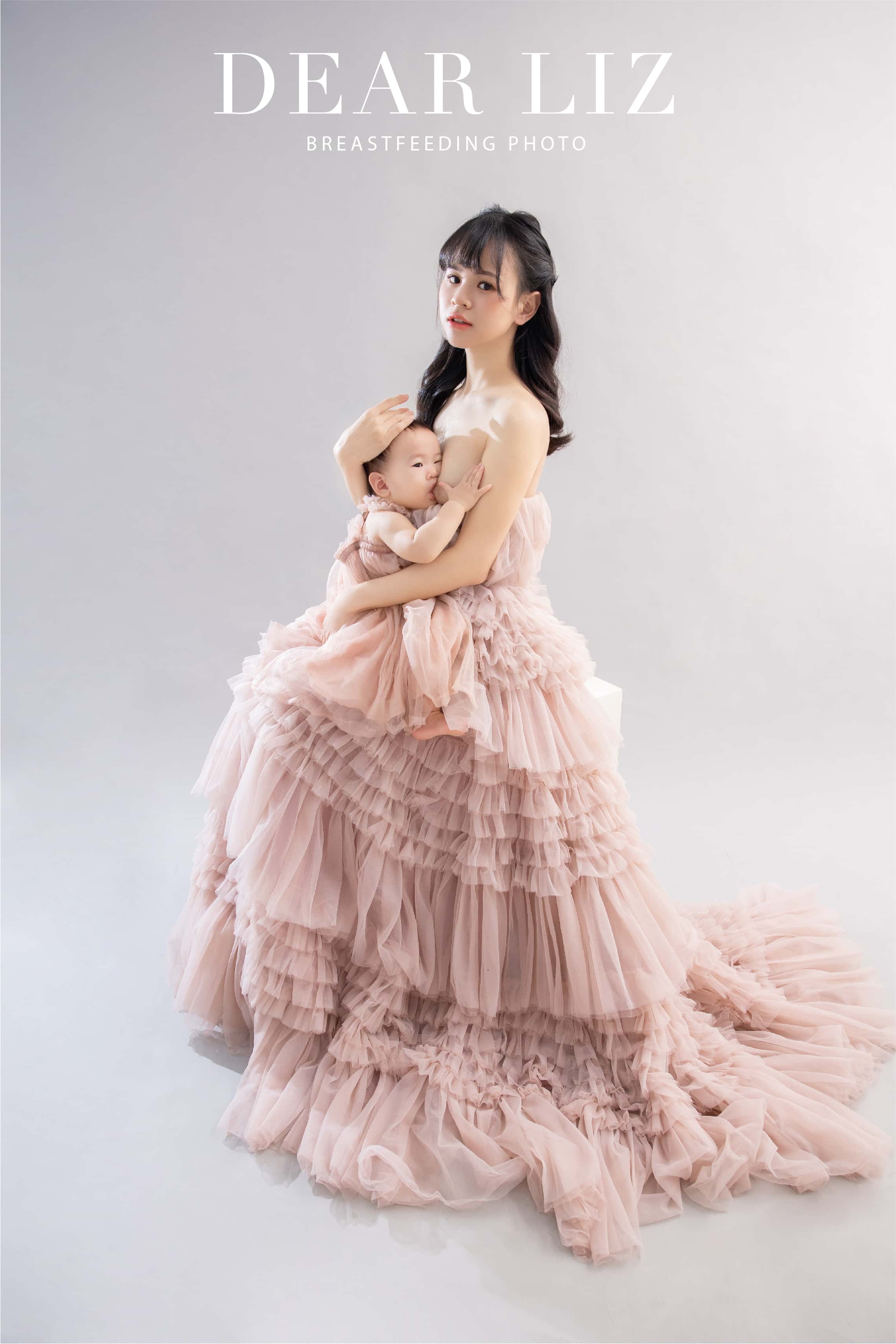豬豬隊友Wendy:哺乳寫真