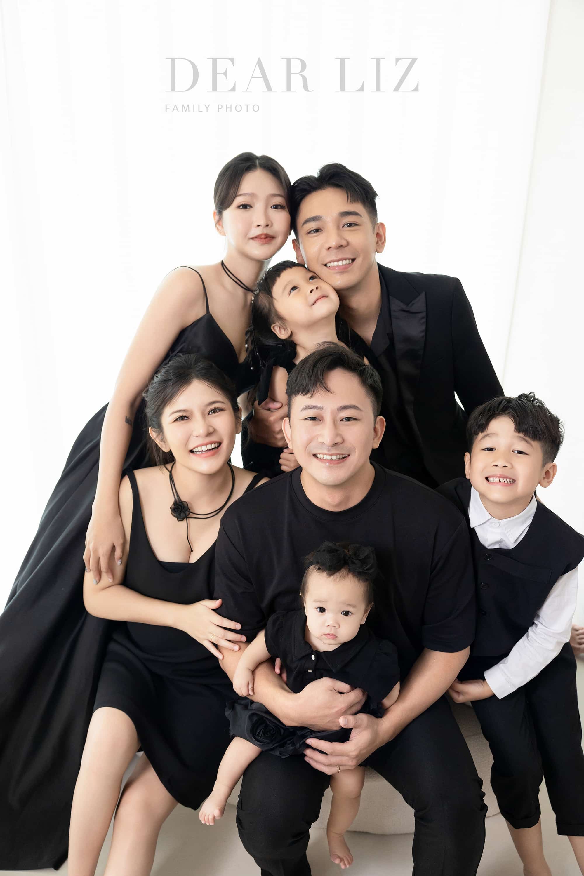 Eric和Mini一家人的家庭寫真