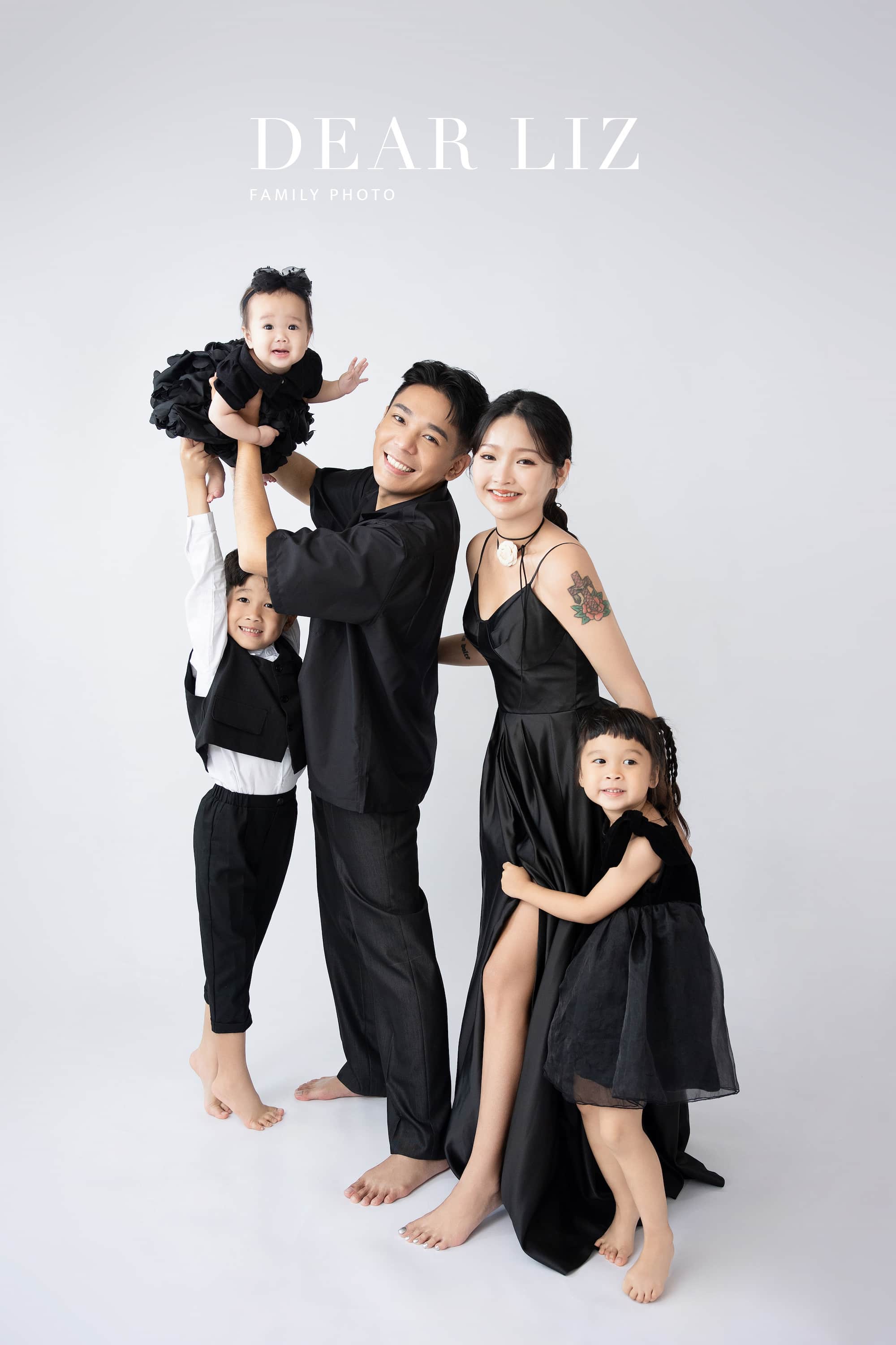 Eric和Mini一家人的家庭寫真