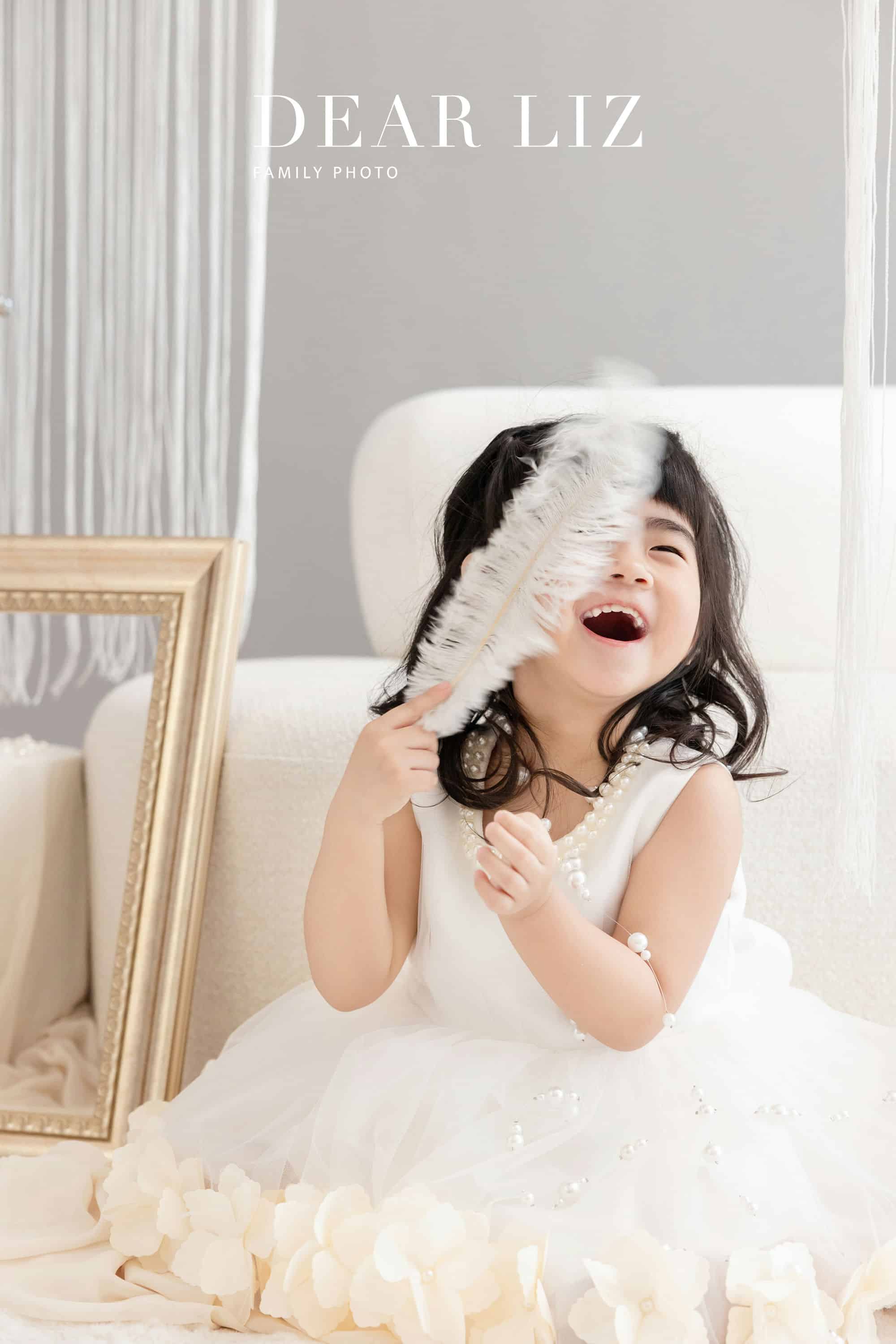 家庭寫真Eva女兒獨照